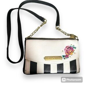Betsey Johnson Black & White Floral Mara Quilted Chained Crossbody Purse